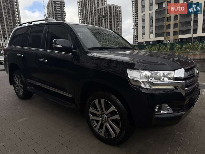 Внедорожник / Кроссовер Toyota Land Cruiser 2020 в Киеве фото 12 Внедорожник / Кроссовер Toyota Land Cruiser 2020 в Киеве