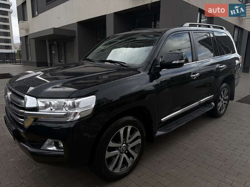 Внедорожник / Кроссовер Toyota Land Cruiser 2020 в Киеве фото 21 Внедорожник / Кроссовер Toyota Land Cruiser 2020 в Киеве