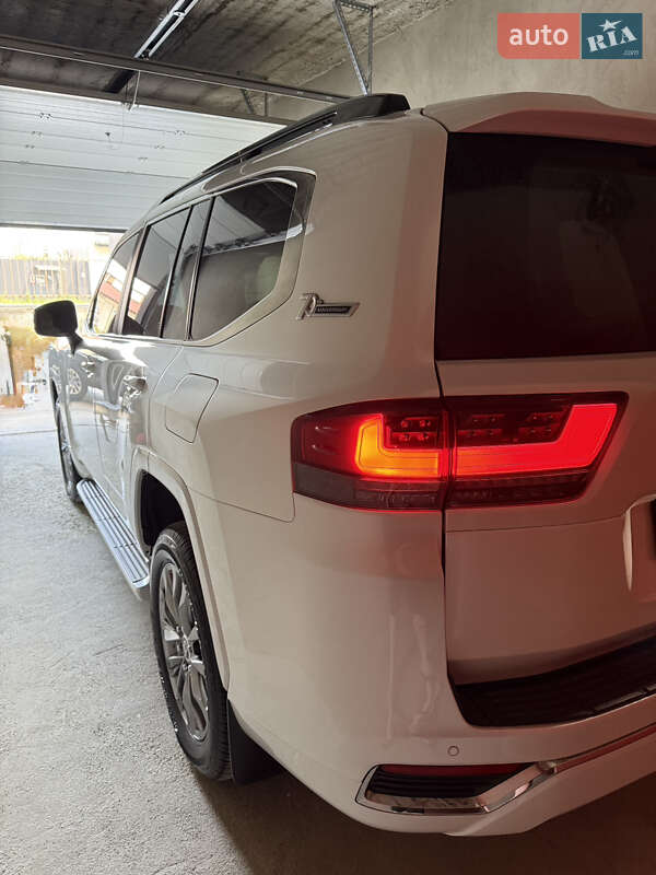 Внедорожник / Кроссовер Toyota Land Cruiser 2021 в Ивано-Франковске