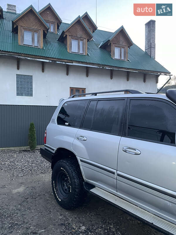 Внедорожник / Кроссовер Toyota Land Cruiser 2002 в Рахове фото 4 Внедорожник / Кроссовер Toyota Land Cruiser 2002 в Рахове