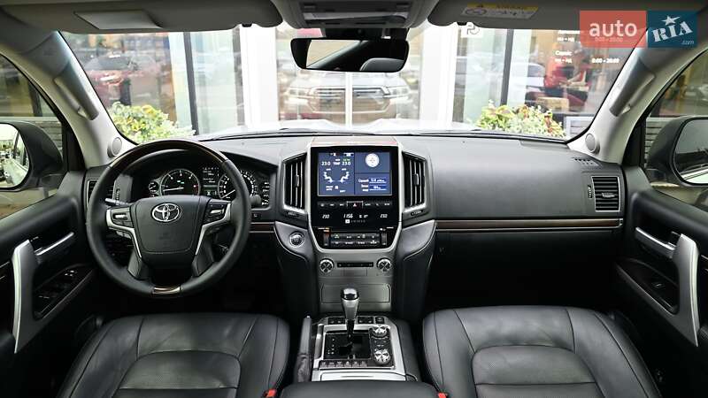 Внедорожник / Кроссовер Toyota Land Cruiser 2017 в Киеве