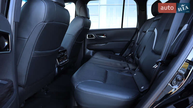 Внедорожник / Кроссовер Toyota Land Cruiser 2023 в Ровно фото 11 Внедорожник / Кроссовер Toyota Land Cruiser 2023 в Ровно