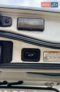 Внедорожник / Кроссовер Toyota Land Cruiser 2017 в 