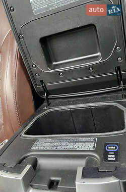 Внедорожник / Кроссовер Toyota Land Cruiser 2017 в 