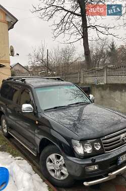Внедорожник / Кроссовер Toyota Land Cruiser 2006 в Черновцах
