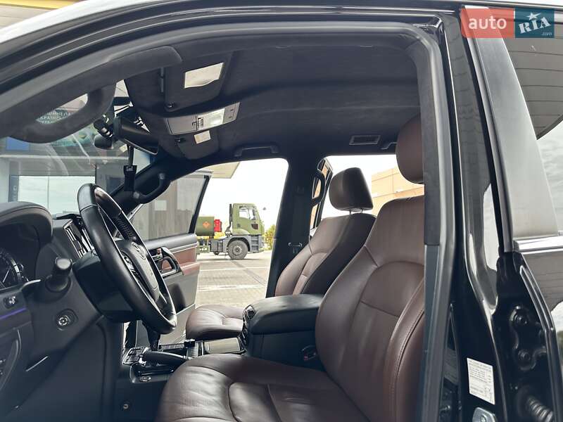 Позашляховик / Кросовер Toyota Land Cruiser 2020 в Дніпрі
