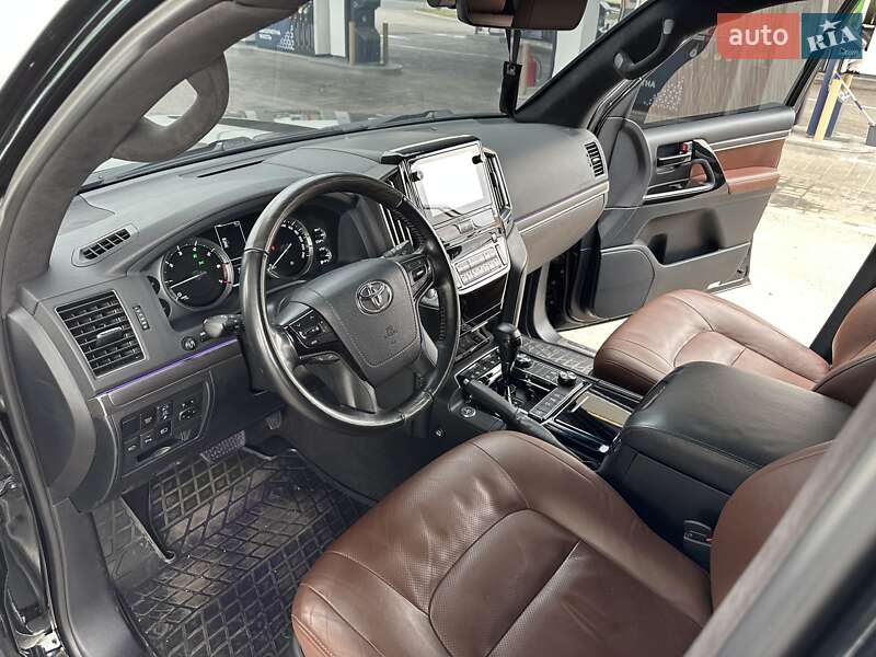 Позашляховик / Кросовер Toyota Land Cruiser 2020 в Дніпрі