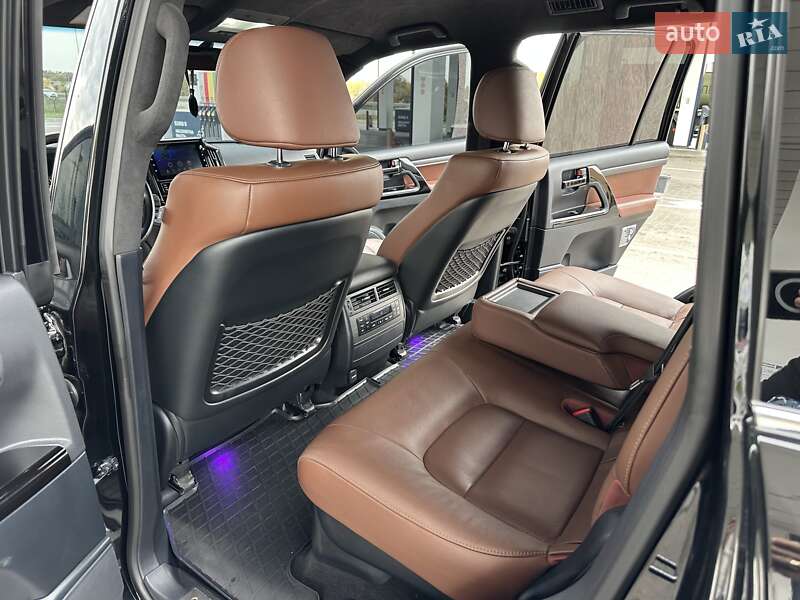 Позашляховик / Кросовер Toyota Land Cruiser 2020 в Дніпрі