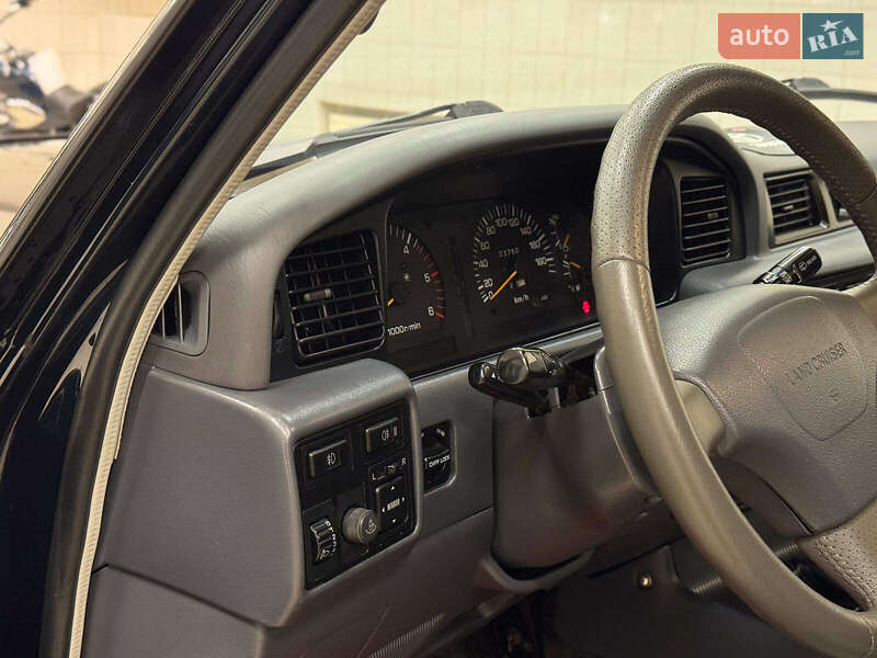 Внедорожник / Кроссовер Toyota Land Cruiser 1992 в Киеве