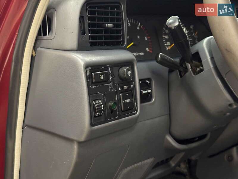 Внедорожник / Кроссовер Toyota Land Cruiser 1997 в Киеве
