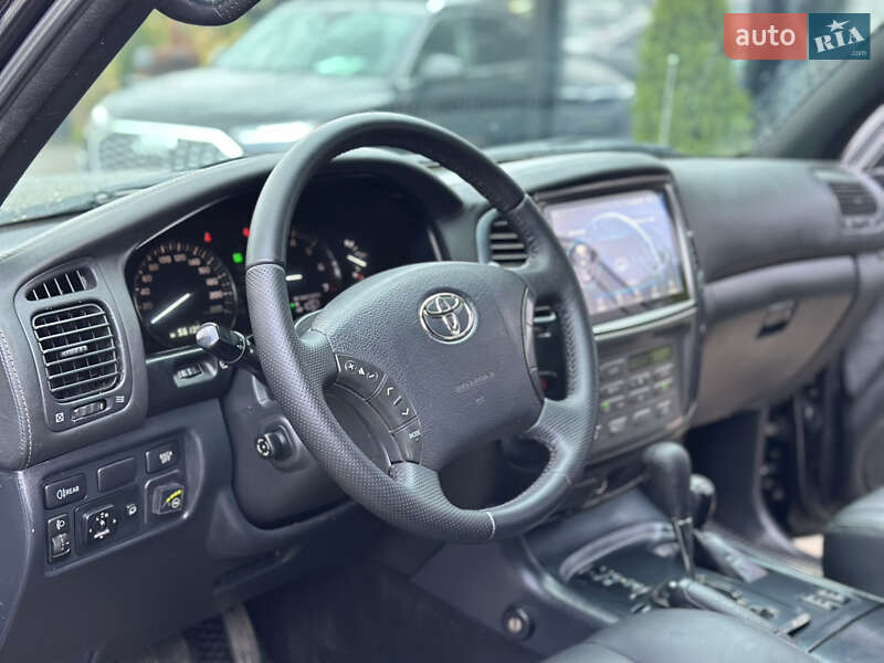 Позашляховик / Кросовер Toyota Land Cruiser 2003 в Харкові