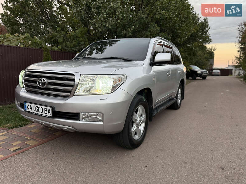 Внедорожник / Кроссовер Toyota Land Cruiser 2011 в Борисполе фото 21 Внедорожник / Кроссовер Toyota Land Cruiser 2011 в Борисполе