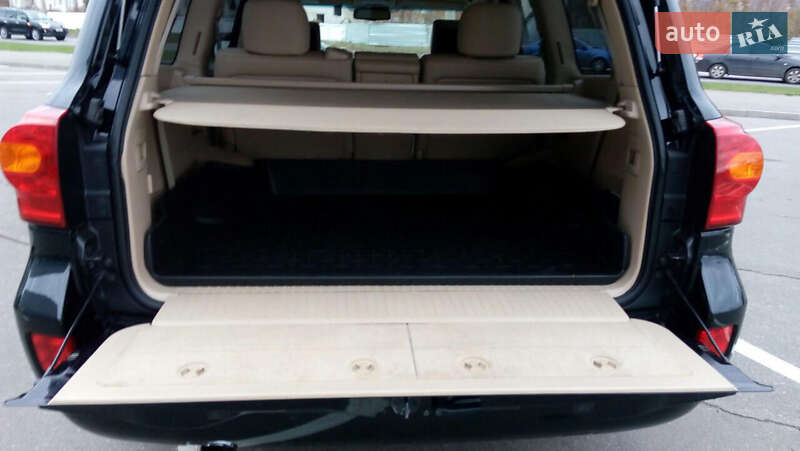 Позашляховик / Кросовер Toyota Land Cruiser 2012 в Харкові фото 8 Позашляховик / Кросовер Toyota Land Cruiser 2012 в Харкові