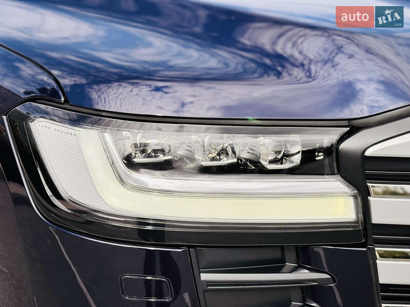 Внедорожник / Кроссовер Toyota Land Cruiser 2021 в Киеве