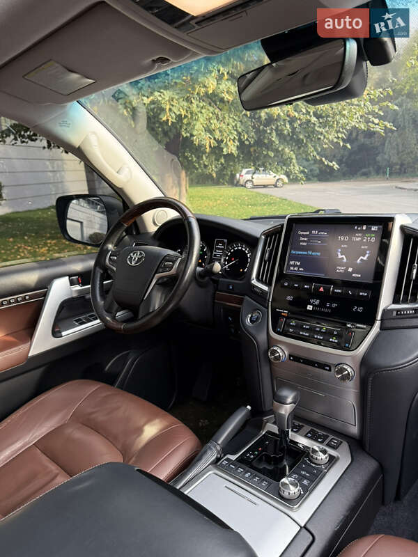 Внедорожник / Кроссовер Toyota Land Cruiser 2016 в Киеве