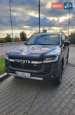 Внедорожник / Кроссовер Toyota Land Cruiser 2023 в Киеве