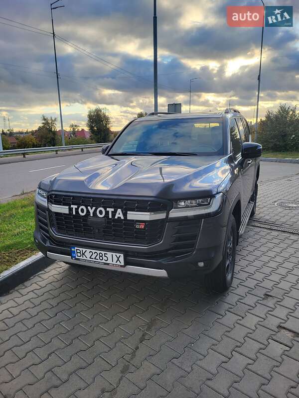 Внедорожник / Кроссовер Toyota Land Cruiser 2023 в Киеве фото 2 Внедорожник / Кроссовер Toyota Land Cruiser 2023 в Киеве