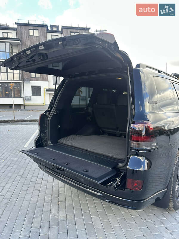 Позашляховик / Кросовер Toyota Land Cruiser 2017 в Вінниці