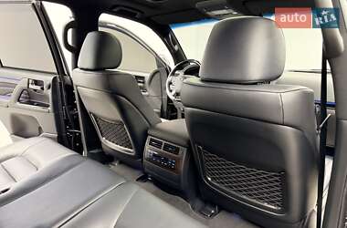 Внедорожник / Кроссовер Toyota Land Cruiser 2018 в 