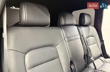 Внедорожник / Кроссовер Toyota Land Cruiser 2018 в 