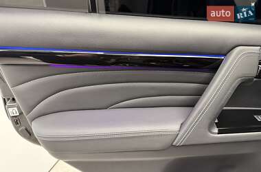 Внедорожник / Кроссовер Toyota Land Cruiser 2018 в 