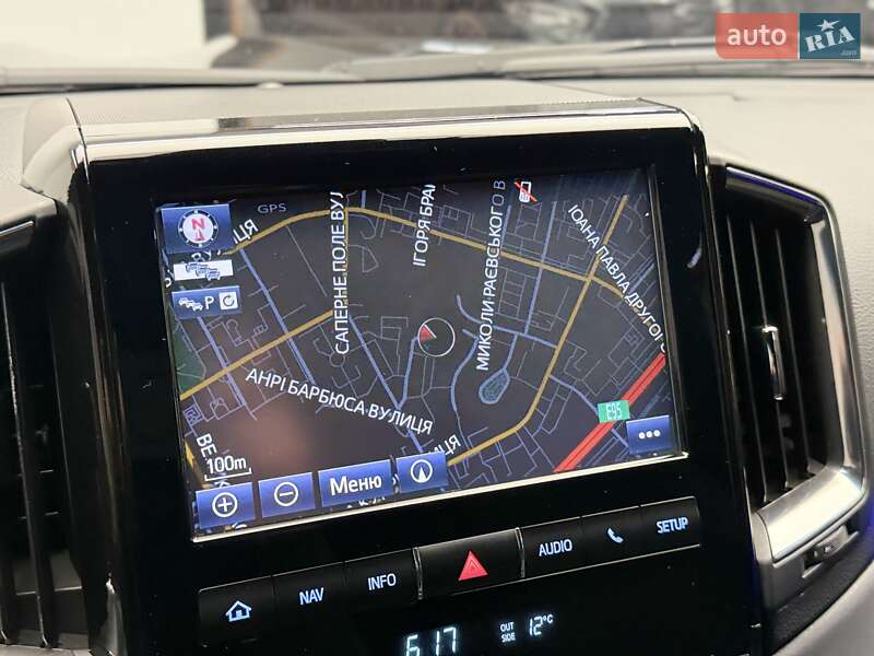 Внедорожник / Кроссовер Toyota Land Cruiser 2018 в Киеве фото 76 Внедорожник / Кроссовер Toyota Land Cruiser 2018 в Киеве