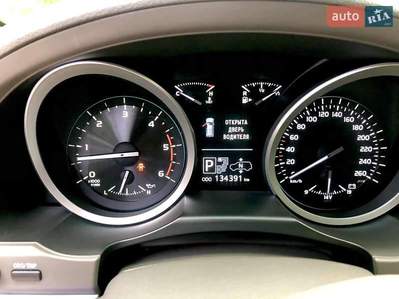 Внедорожник / Кроссовер Toyota Land Cruiser 2012 в Харькове