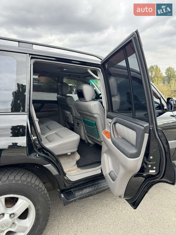 Внедорожник / Кроссовер Toyota Land Cruiser 2003 в Киеве