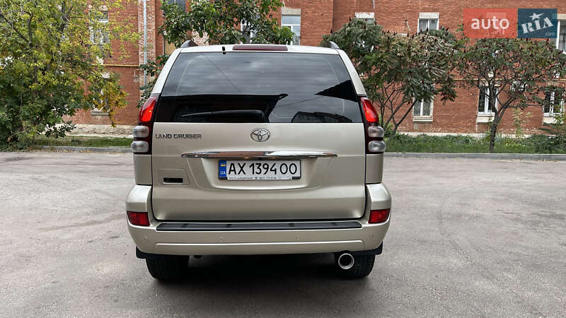 Внедорожник / Кроссовер Toyota Land Cruiser 2007 в Харькове