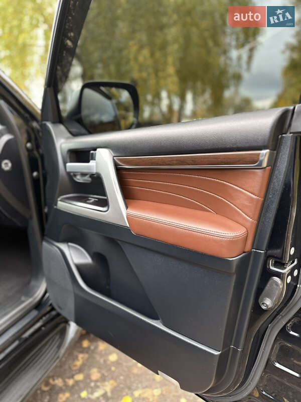 Внедорожник / Кроссовер Toyota Land Cruiser 2019 в Киеве