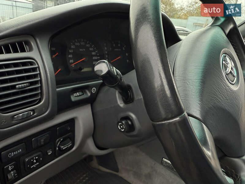 Внедорожник / Кроссовер Toyota Land Cruiser 2001 в Киеве фото 18 Внедорожник / Кроссовер Toyota Land Cruiser 2001 в Киеве