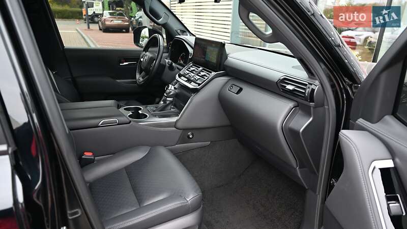 Внедорожник / Кроссовер Toyota Land Cruiser 2021 в Киеве