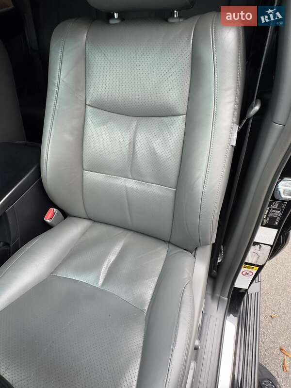 Внедорожник / Кроссовер Toyota Land Cruiser 2008 в Харькове