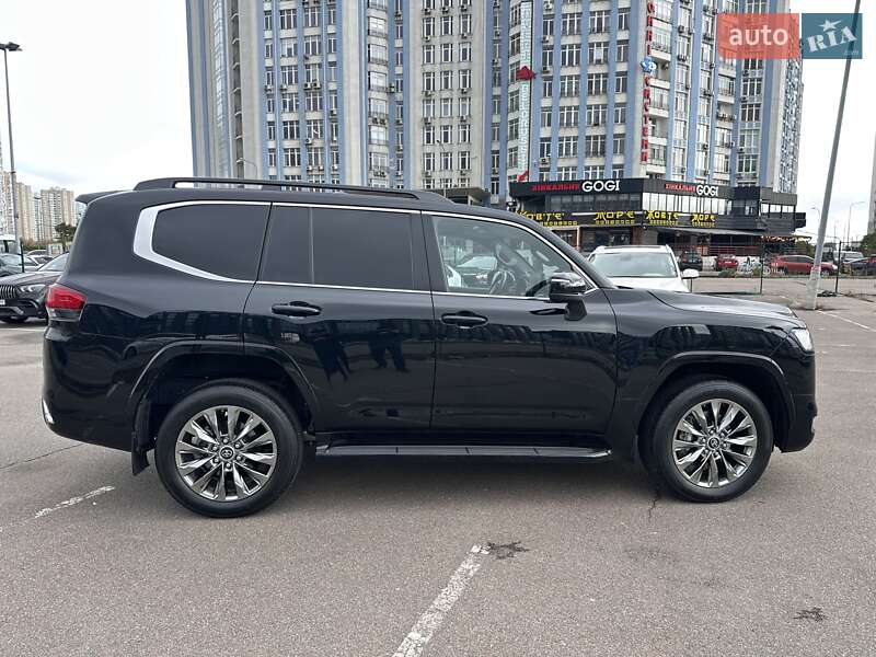 Позашляховик / Кросовер Toyota Land Cruiser 2023 в Києві фото 19 Позашляховик / Кросовер Toyota Land Cruiser 2023 в Києві