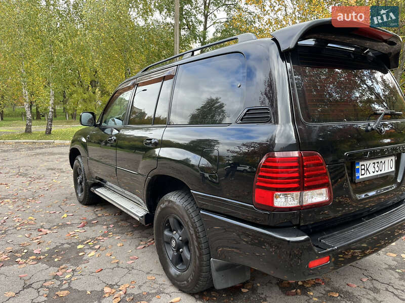 Внедорожник / Кроссовер Toyota Land Cruiser 2005 в Ровно фото 6 Внедорожник / Кроссовер Toyota Land Cruiser 2005 в Ровно
