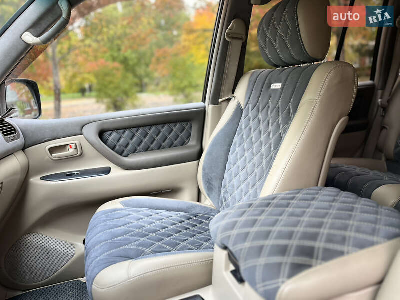 Внедорожник / Кроссовер Toyota Land Cruiser 2005 в Ровно фото 30 Внедорожник / Кроссовер Toyota Land Cruiser 2005 в Ровно