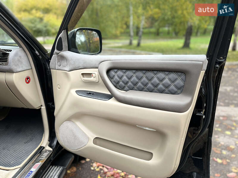 Внедорожник / Кроссовер Toyota Land Cruiser 2005 в Ровно фото 40 Внедорожник / Кроссовер Toyota Land Cruiser 2005 в Ровно