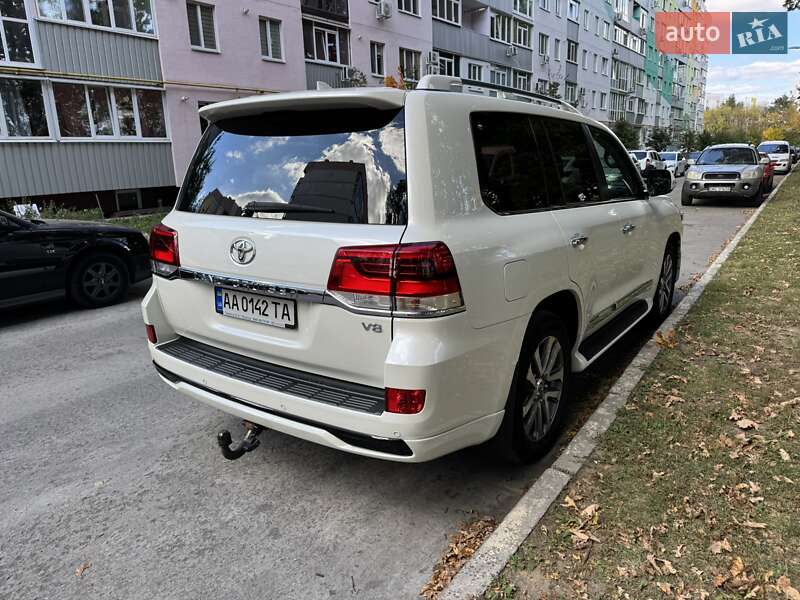 Внедорожник / Кроссовер Toyota Land Cruiser 2017 в Полтаве