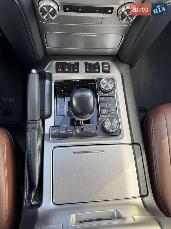 Внедорожник / Кроссовер Toyota Land Cruiser 2017 в Полтаве