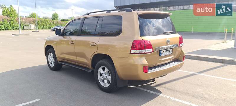 Внедорожник / Кроссовер Toyota Land Cruiser 2008 в Киеве фото 6 Внедорожник / Кроссовер Toyota Land Cruiser 2008 в Киеве
