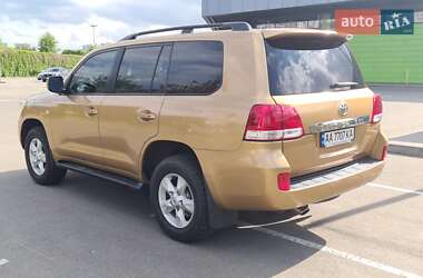 Внедорожник / Кроссовер Toyota Land Cruiser 2008 в 