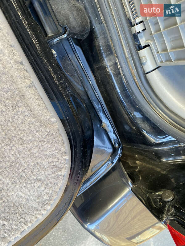 Внедорожник / Кроссовер Toyota Land Cruiser 2006 в Новых Петровцах фото 13 Внедорожник / Кроссовер Toyota Land Cruiser 2006 в Новых Петровцах