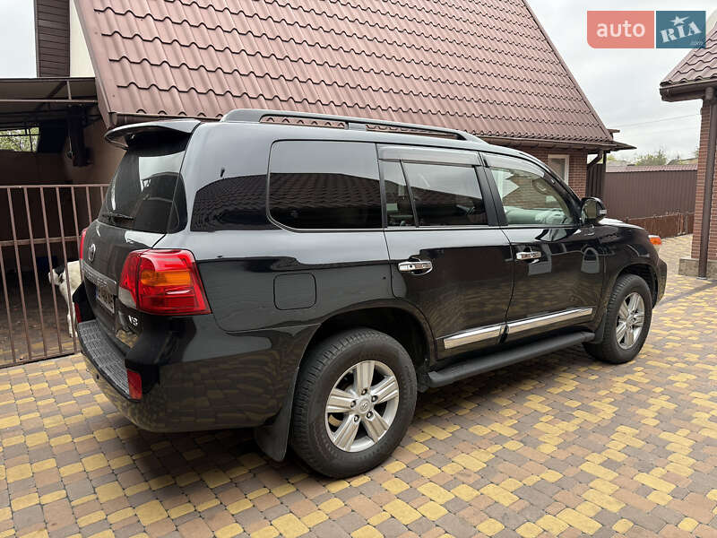 Внедорожник / Кроссовер Toyota Land Cruiser 2013 в Киеве