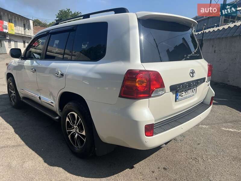 Внедорожник / Кроссовер Toyota Land Cruiser 2013 в Днепре фото 5 Внедорожник / Кроссовер Toyota Land Cruiser 2013 в Днепре