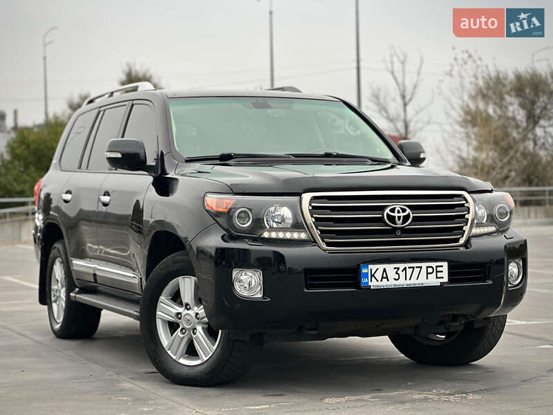 Внедорожник / Кроссовер Toyota Land Cruiser 2014 в Киеве