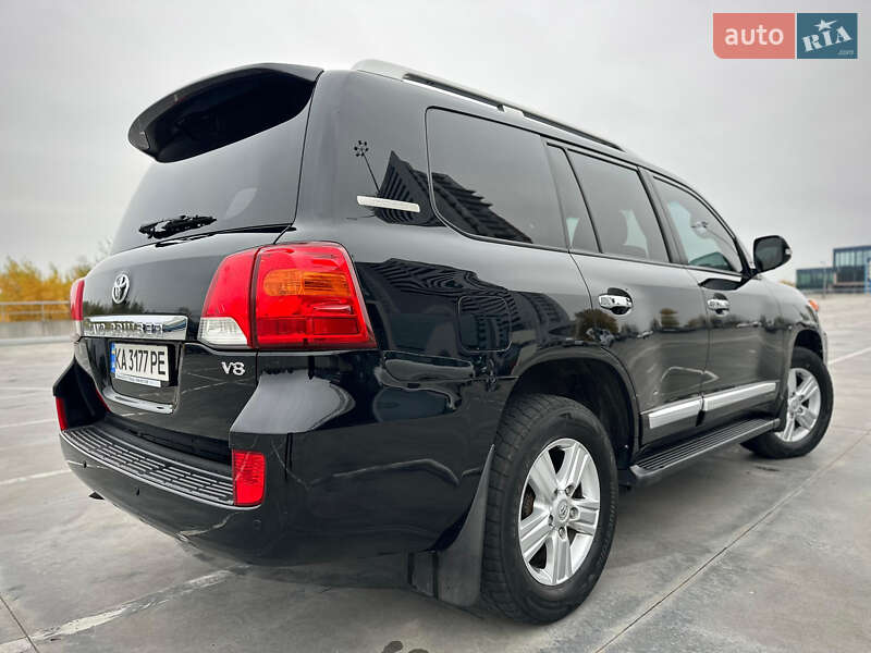 Внедорожник / Кроссовер Toyota Land Cruiser 2014 в Киеве