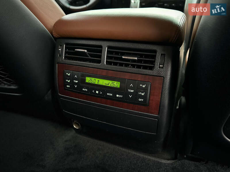 Внедорожник / Кроссовер Toyota Land Cruiser 2014 в Киеве