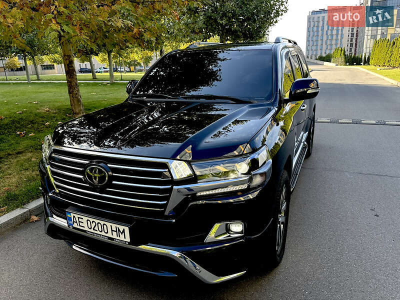 Внедорожник / Кроссовер Toyota Land Cruiser 2017 в Днепре фото 3 Внедорожник / Кроссовер Toyota Land Cruiser 2017 в Днепре
