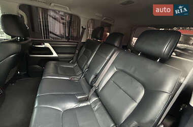 Позашляховик / Кросовер Toyota Land Cruiser 2016 в  фото 30 Позашляховик / Кросовер Toyota Land Cruiser 2016 в