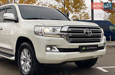 Внедорожник / Кроссовер Toyota Land Cruiser 2019 в 